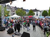 Tanzen auf dem Platz